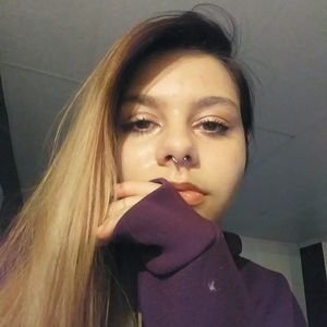 Meet your Posher, Hailey